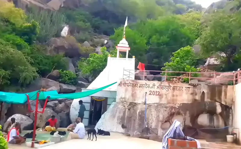 पिपलेश्वर महादेव मंदिर सिरोही (Pipleshwar Mahadev Mandir Sirohi)