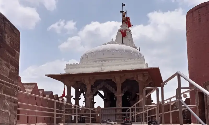चामुंडा माता मंदिर जोधपुर (Chamunda Mata Temple Jodhpur)