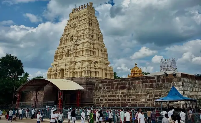 मल्लिकार्जुन मंदिर श्रीशैलम आंध्र प्रदेश (Mallikarjuna Temple Srisailam Andhra Pradesh)